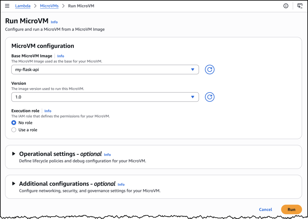 Lambda コンソールの MicroVM 起動 UI (AWS News Blog より)